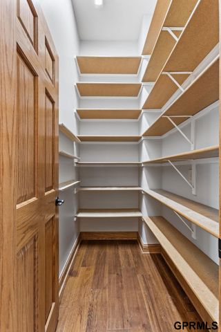 21729 Ridge Circle, Elkhorn, NE 68022