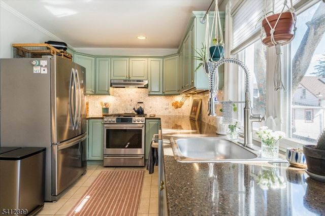 41 Montague Pl 2, Montclair Twp., NJ 07042