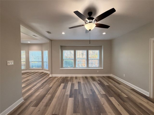 2103 Bay Club Drive, Arlington, TX 76013