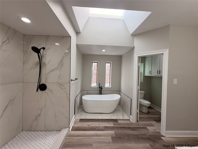 2103 Bay Club Drive, Arlington, TX 76013