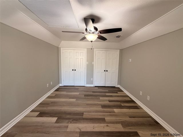 2103 Bay Club Drive, Arlington, TX 76013