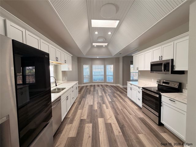 2103 Bay Club Drive, Arlington, TX 76013
