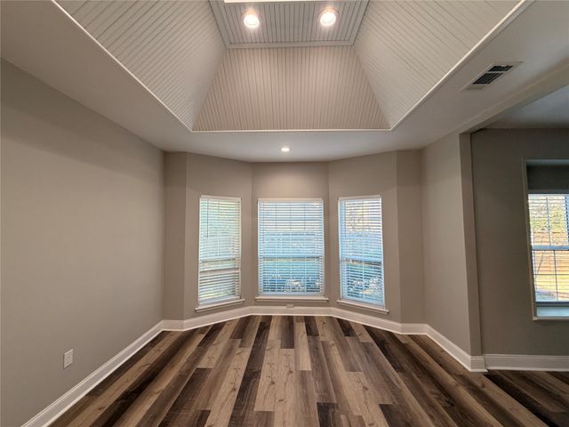 2103 Bay Club Drive, Arlington, TX 76013