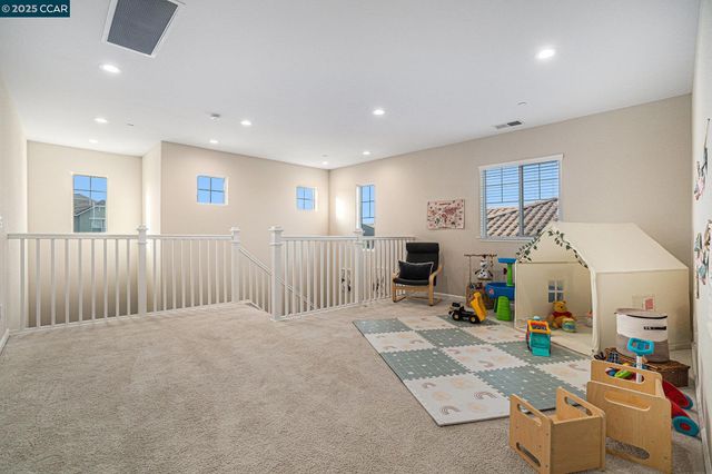 208 Littleton St, Oakley, CA 94561