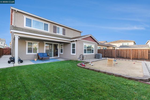 208 Littleton St, Oakley, CA 94561