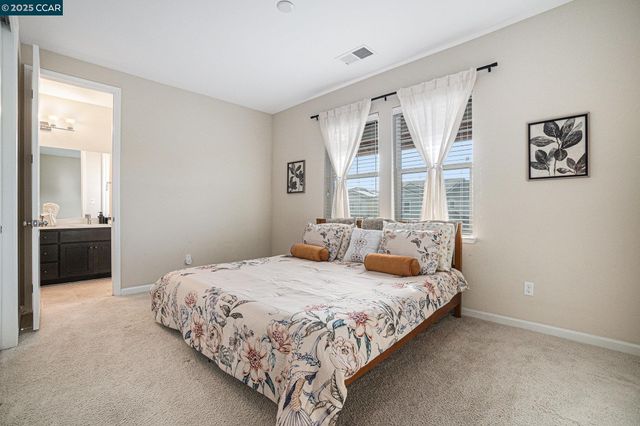 208 Littleton St, Oakley, CA 94561