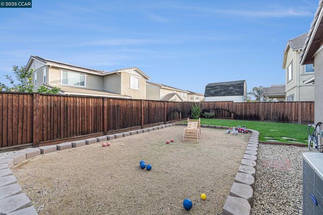 208 Littleton St, Oakley, CA 94561