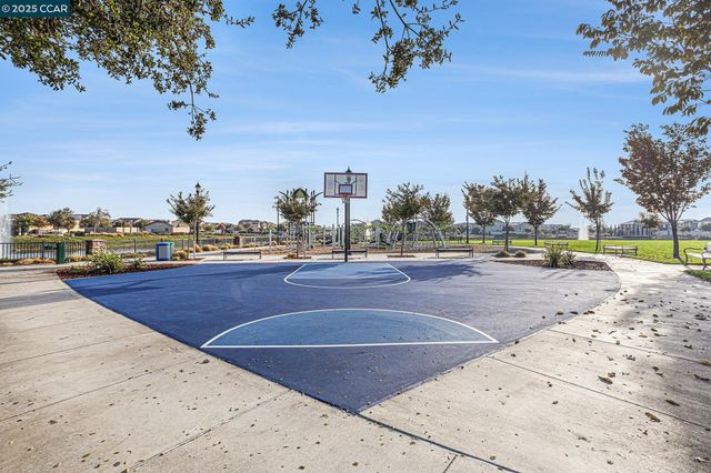 208 Littleton St, Oakley, CA 94561