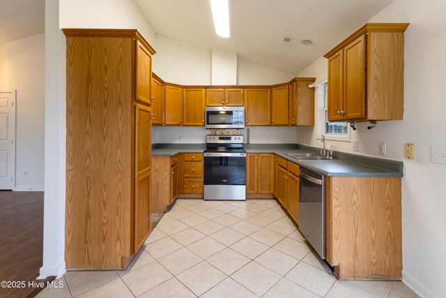 403 Westridge Court, Wilmington, NC 28411