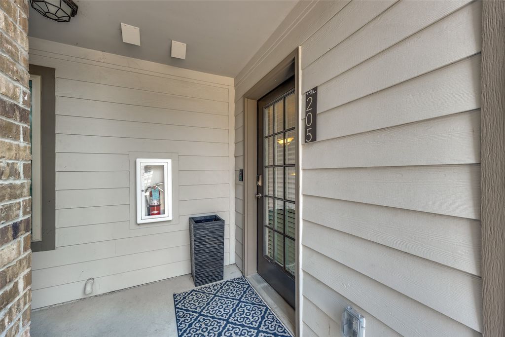 6108 Abrams Road 205, Dallas, TX 75231