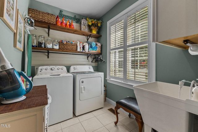 528 Perth Drive, Sanford, NC 27330