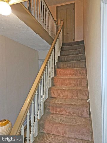 122 N MAIN ST, Mercersburg, PA 17236