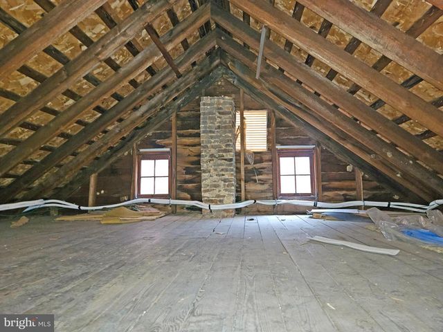 122 N MAIN ST, Mercersburg, PA 17236