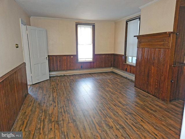 122 N MAIN ST, Mercersburg, PA 17236