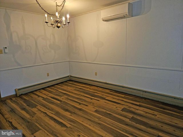 122 N MAIN ST, Mercersburg, PA 17236