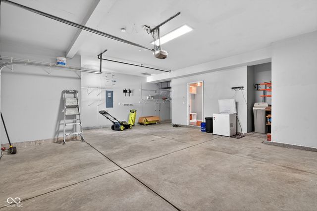 13976 Palodura, Fishers, IN 46038