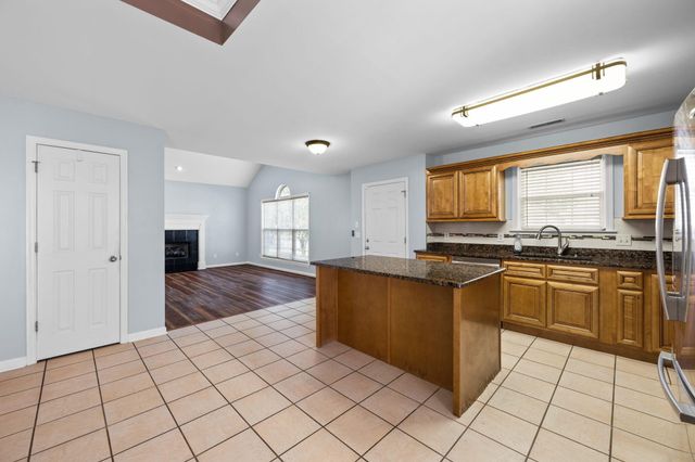 2068 Igou Crossing Drive, Chattanooga, TN 37421