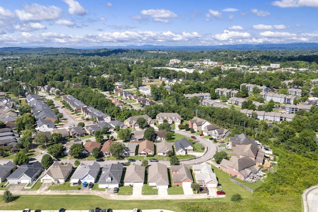 2068 Igou Crossing Drive, Chattanooga, TN 37421