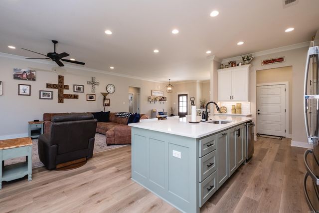 877 Millers Glen Drive, Sherwood, AR 72120