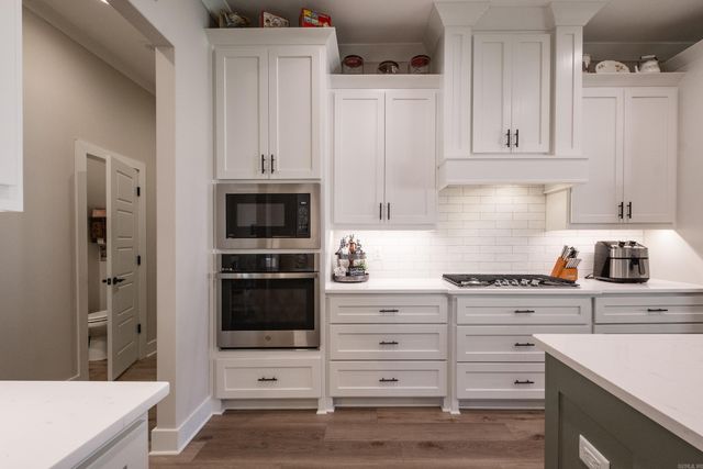 877 Millers Glen Drive, Sherwood, AR 72120