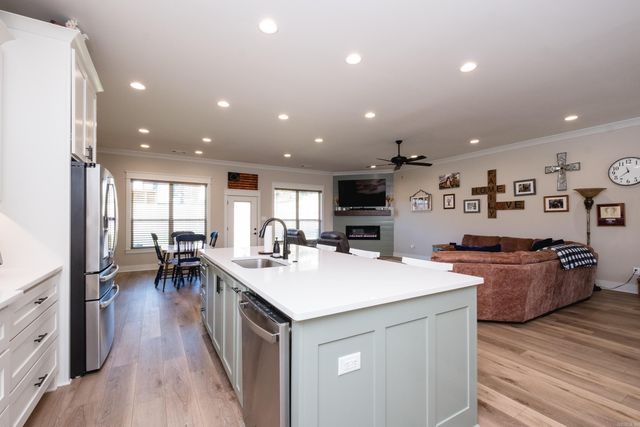 877 Millers Glen Drive, Sherwood, AR 72120