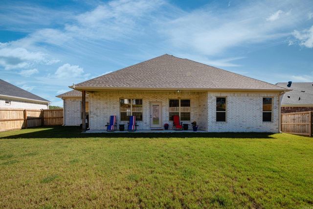 877 Millers Glen Drive, Sherwood, AR 72120