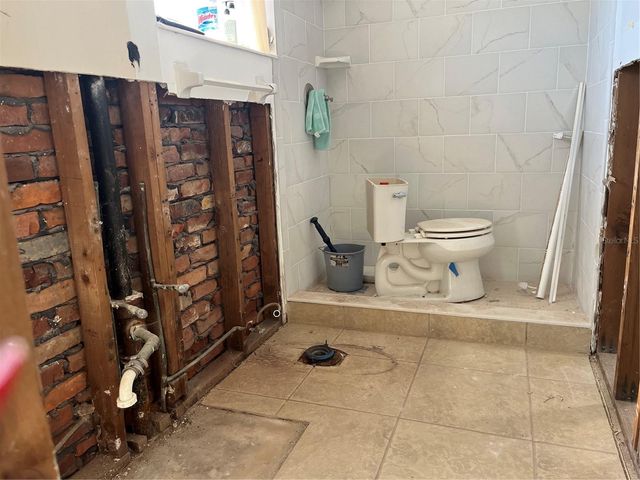 701 SAINT JUDES DRIVE S 3, Longboat Key, FL 34228