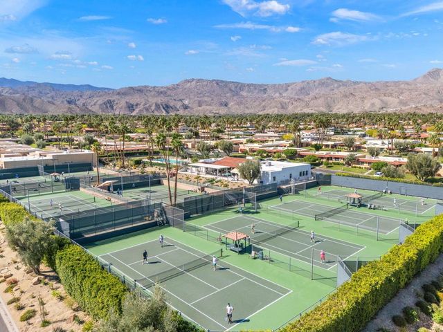 48435 Alamo Drive, Palm Desert, CA 92260