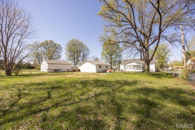 14 Kadlec Drive, Fairview Heights, IL 62208