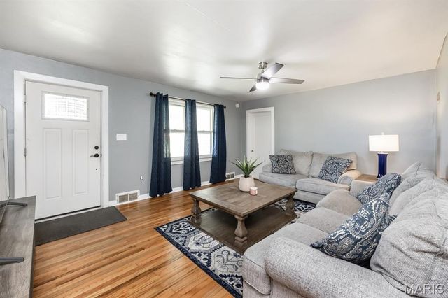14 Kadlec Drive, Fairview Heights, IL 62208