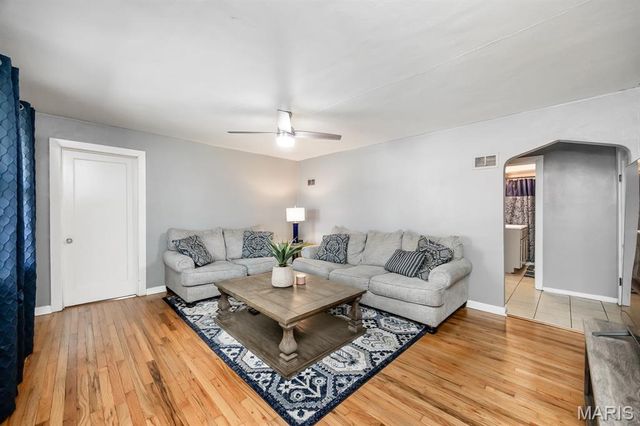 14 Kadlec Drive, Fairview Heights, IL 62208