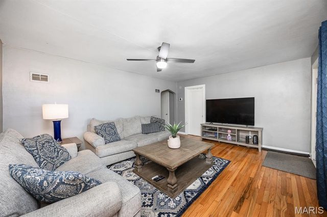 14 Kadlec Drive, Fairview Heights, IL 62208