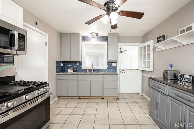 14 Kadlec Drive, Fairview Heights, IL 62208