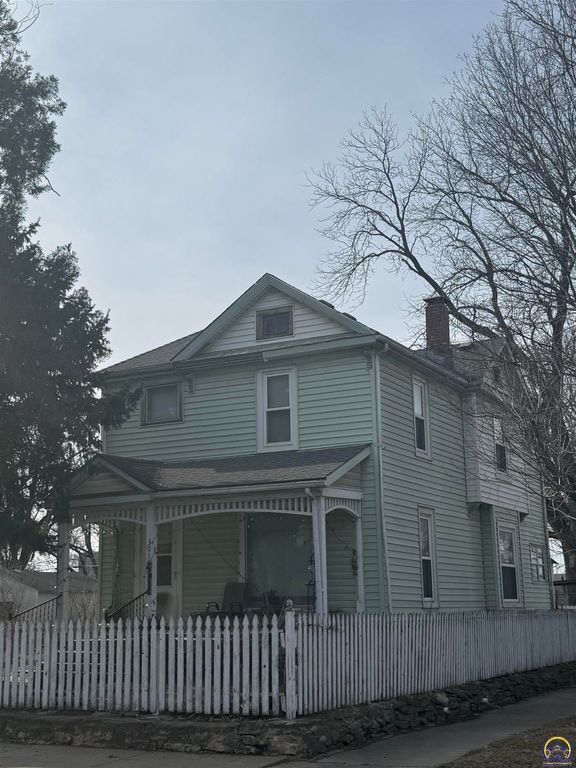 301 SE Klein ST, Topeka, KS 66607