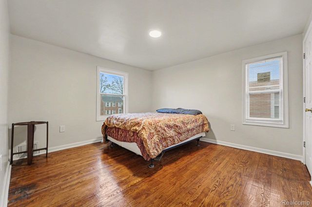 16814 Strathmoor Street, Detroit, MI 48235