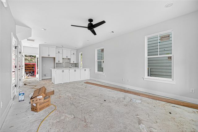 1410 S Yampa Bend, Fayetteville, AR 72701