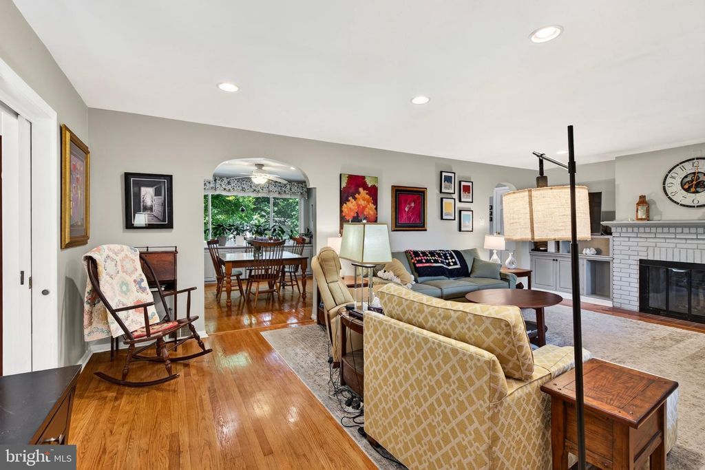 721 ROSELAWN AVE, LANSDOWNE, PA 19050 — photo 4
