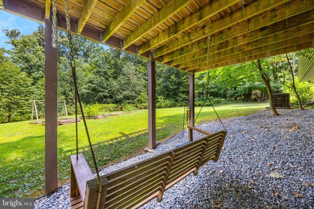 2205 GREEN HAVEN WAY, Hampstead, MD 21074