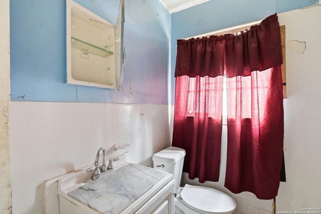 626 Glamis, San Antonio, TX 78223