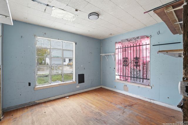 626 Glamis, San Antonio, TX 78223