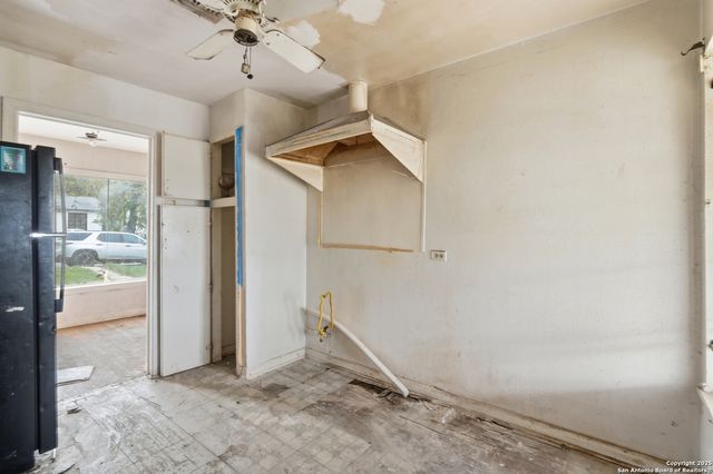 626 Glamis, San Antonio, TX 78223