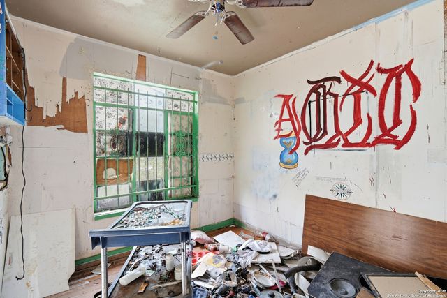 626 Glamis, San Antonio, TX 78223