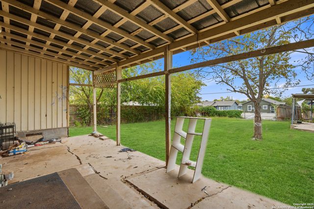 626 Glamis, San Antonio, TX 78223