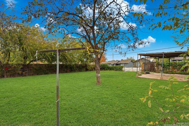 626 Glamis, San Antonio, TX 78223