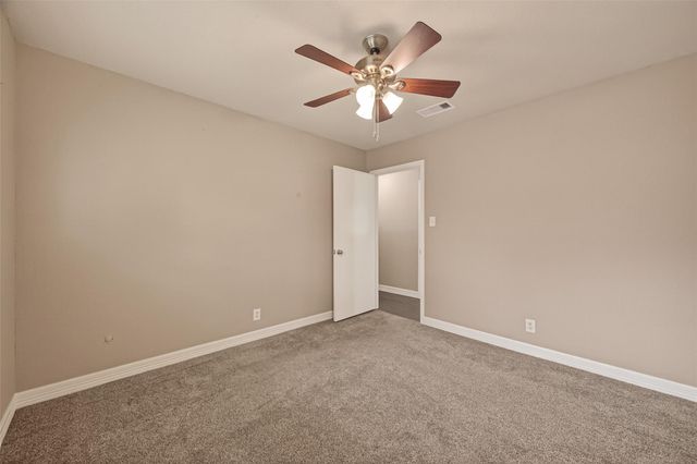 116 Flag Drive W, Lake Jackson, TX 77566