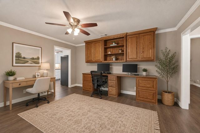 116 Flag Drive W, Lake Jackson, TX 77566