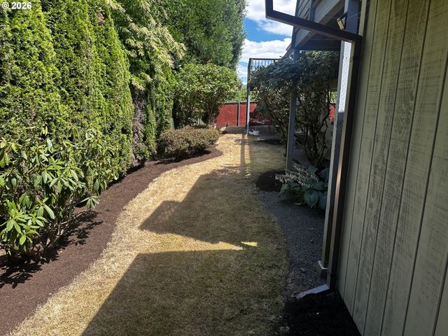 14441 Ne MORRIS Ct, Portland, OR 97230