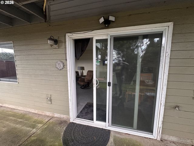 14441 Ne MORRIS Ct, Portland, OR 97230