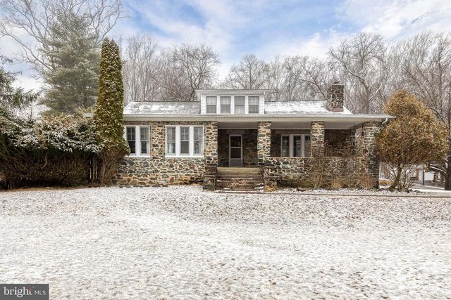 2004 WESTCHESTER AVE, Baltimore, MD 21228