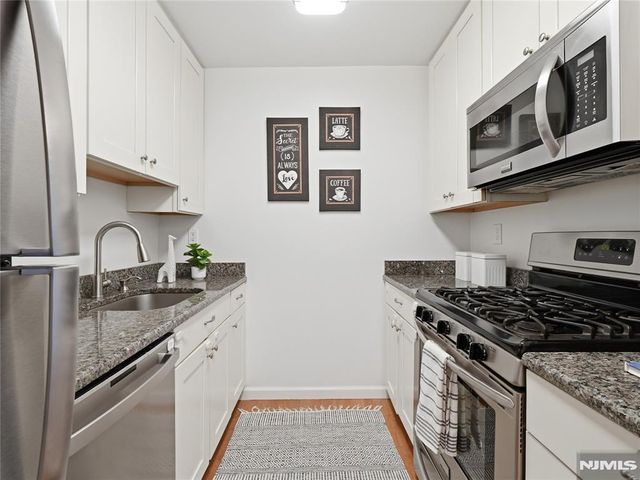 6600 Boulevard E 19H, West New York, NJ 07093